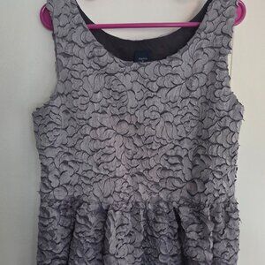 Gap Kids size 8 gray/silver dress